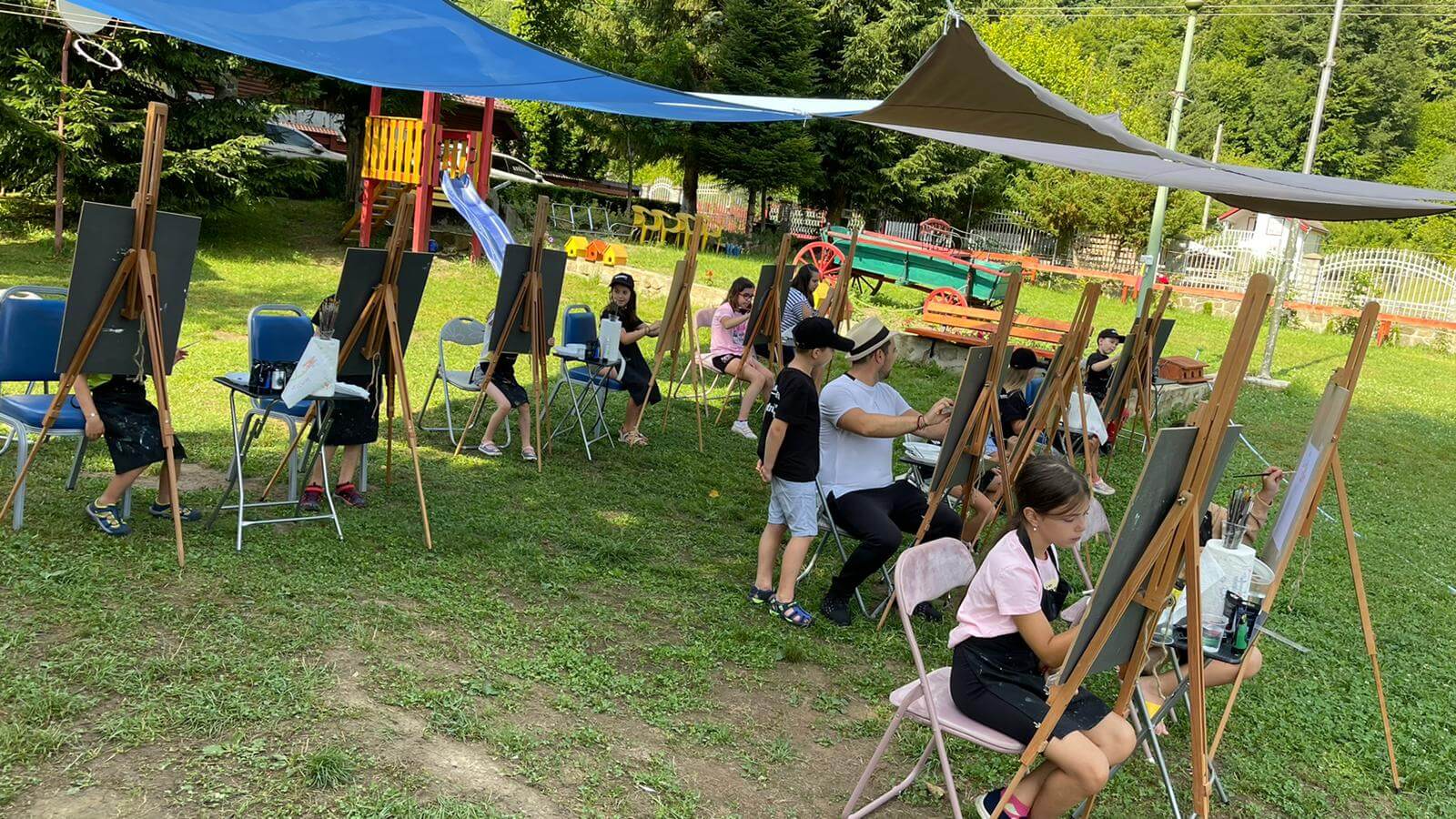 Tabără de artă pentru copii ArtRetreat